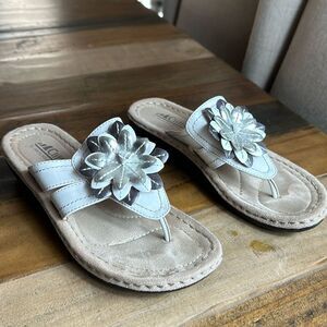 Cliffs by White Mountain Sandals